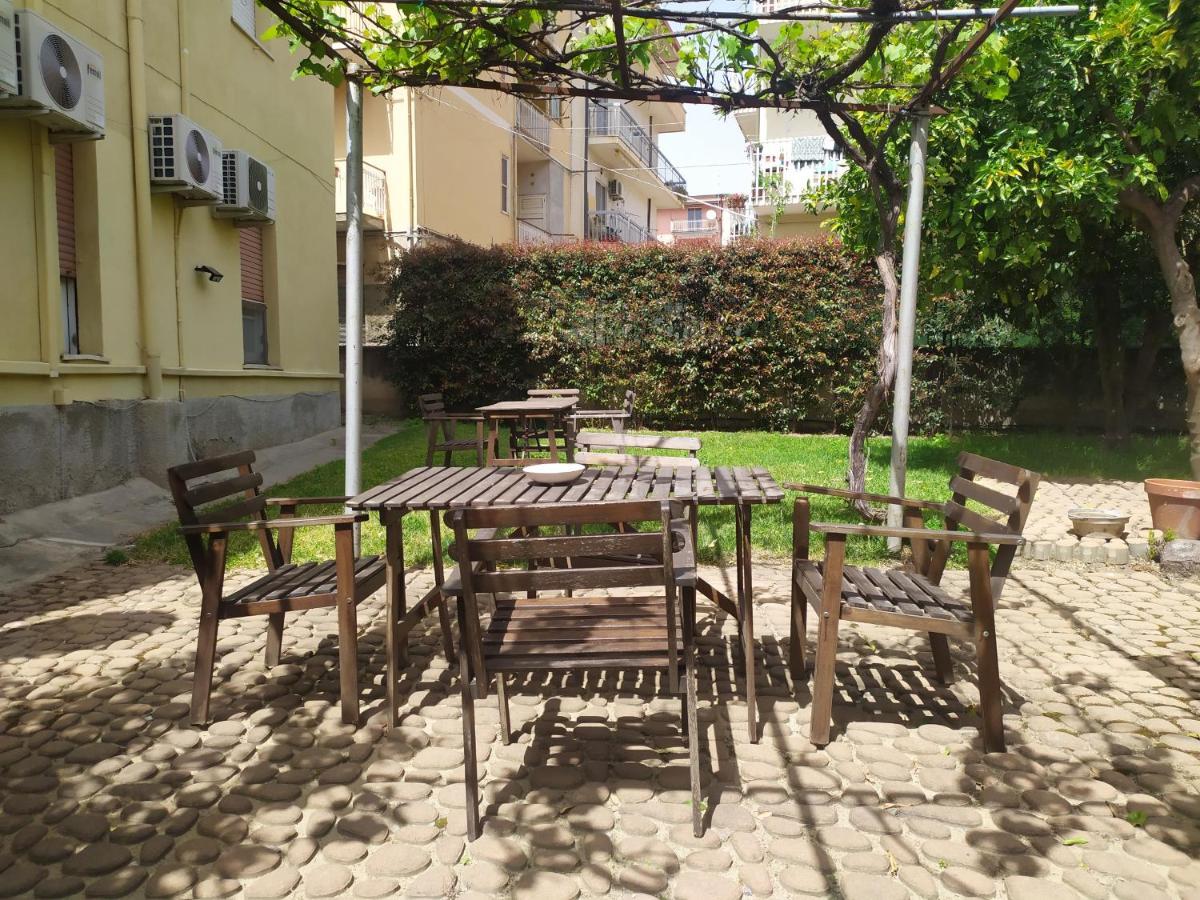 Апартаменты Barnet House Lamezia Ламеция-Терме Экстерьер фото